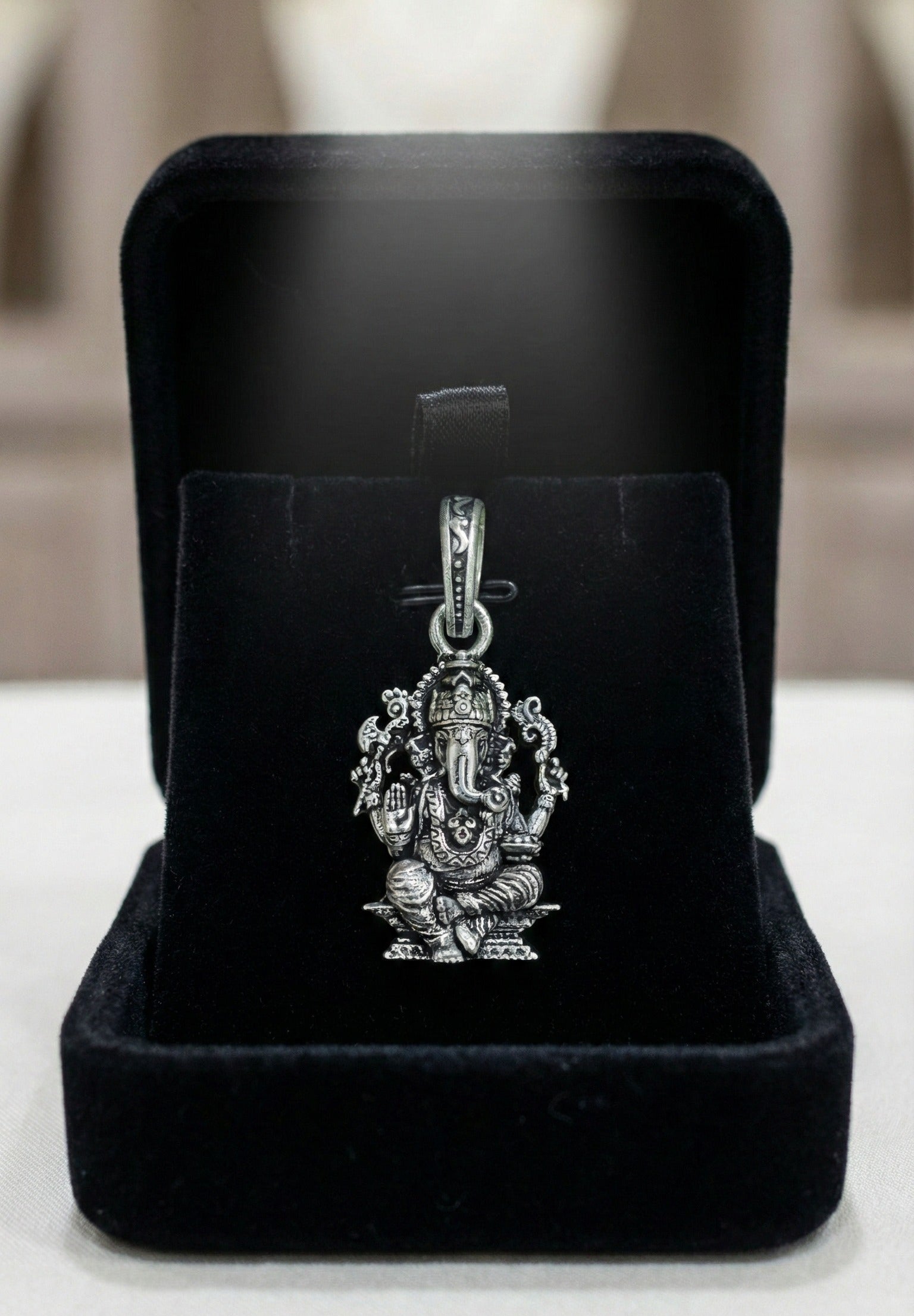 Premium Antique Silver Lord Ganesha Pendant | Ganpati Bappa Spiritual Jewellery for Prosperity & Protection