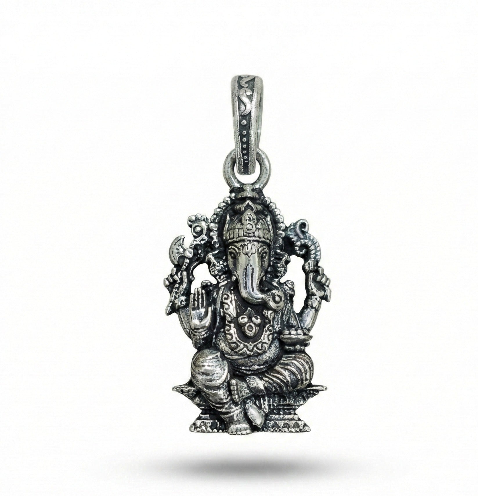 Premium Antique Silver Lord Ganesha Pendant | Ganpati Bappa Spiritual Jewellery for Prosperity & Protection