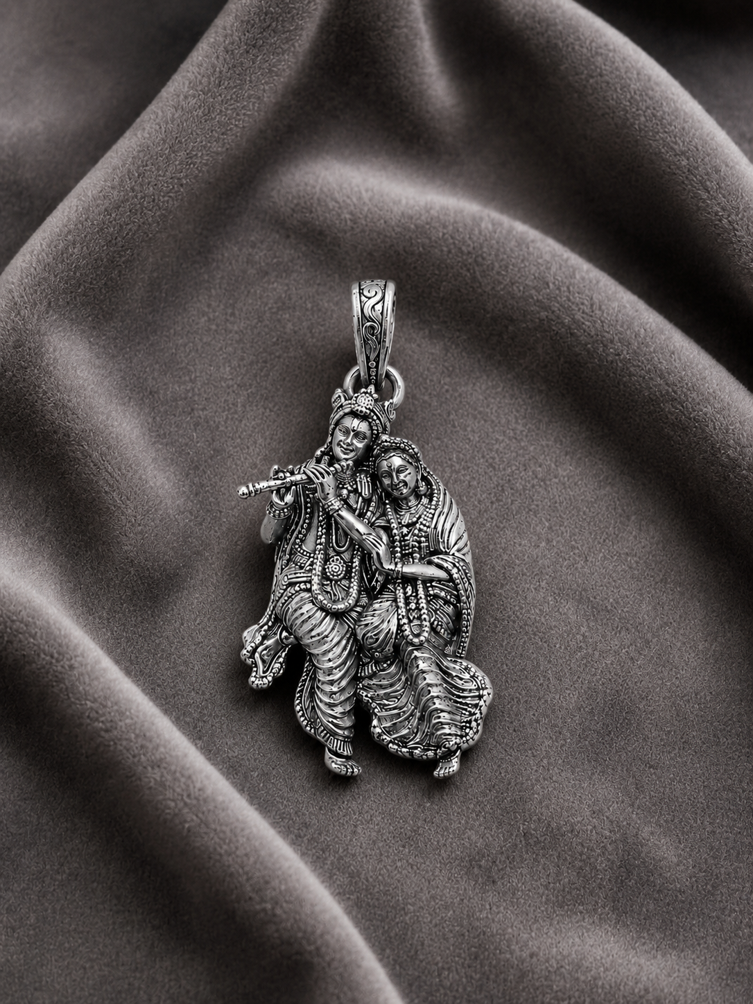 Radha Krishna Pendant Oxidized Finish – Divine Love Couple Locket, Flute Krishna Jewelry, Spiritual Hindu Pendant, Unisex Religious Gift, Antique Silver Look Necklace Pendant