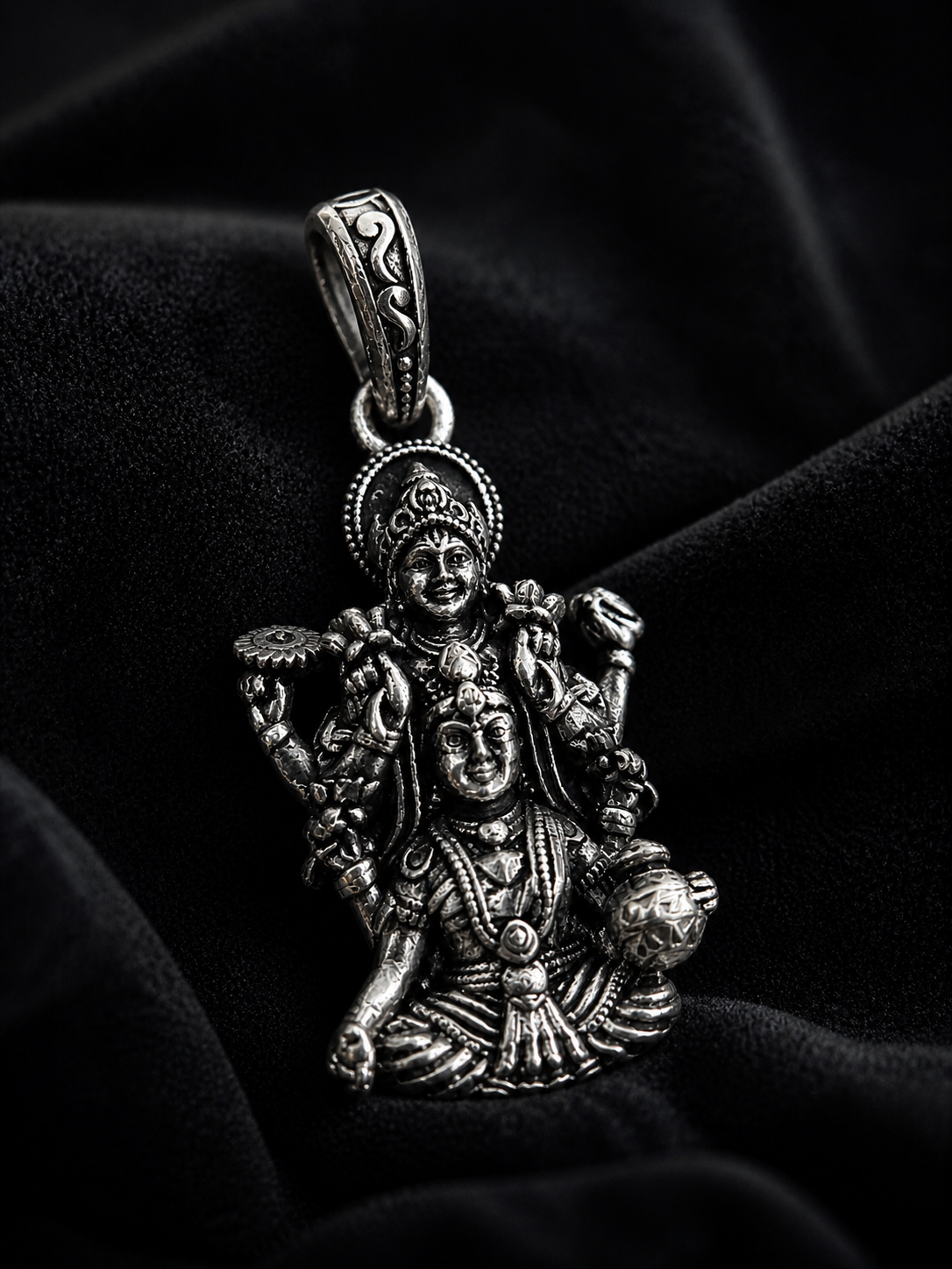 Silver Finish Vishnu Lakshmi Pendant Traditional Hindu Divine Couple Pendant