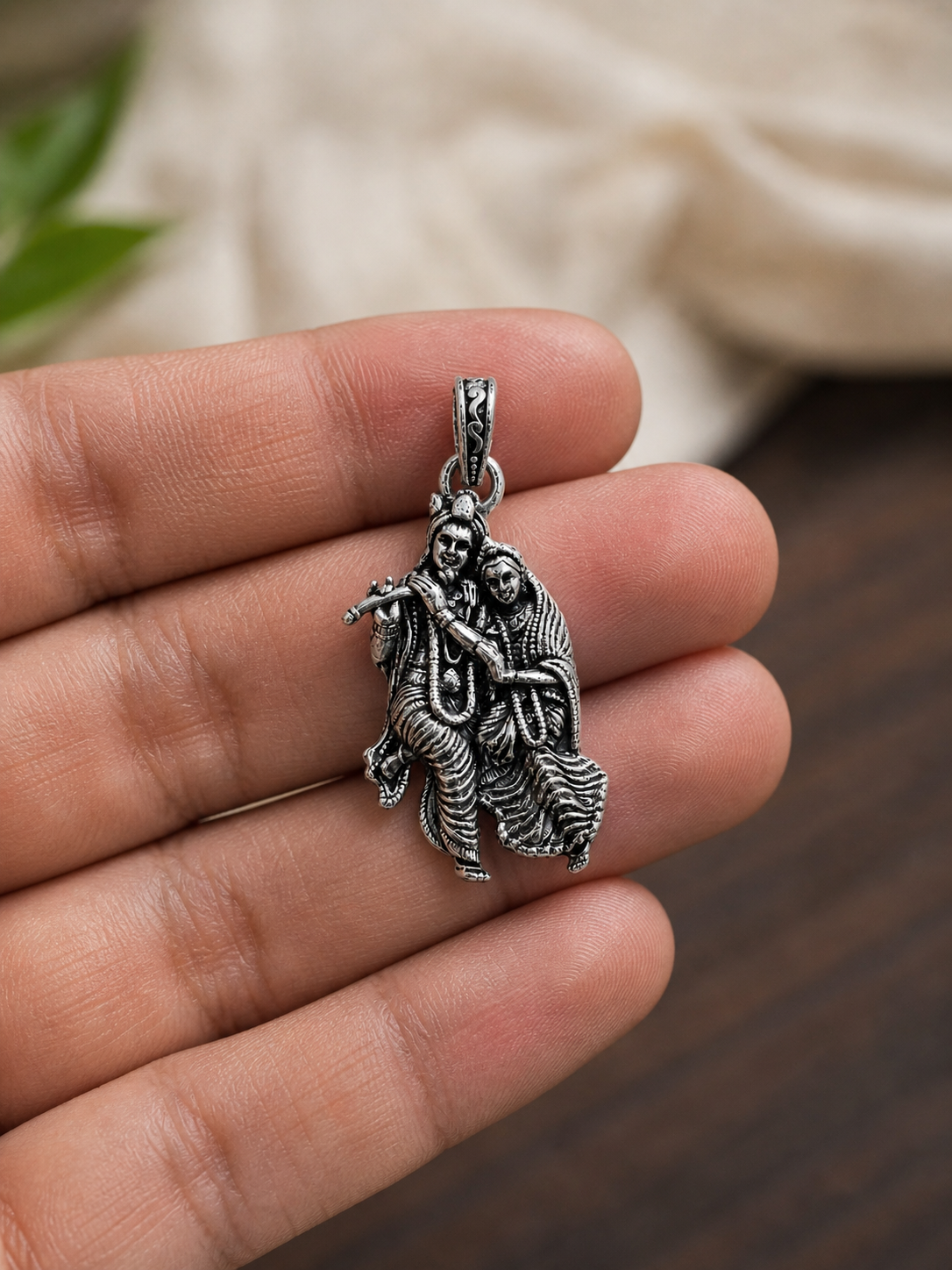 Radha Krishna Pendant Oxidized Finish – Divine Love Couple Locket, Flute Krishna Jewelry, Spiritual Hindu Pendant, Unisex Religious Gift, Antique Silver Look Necklace Pendant