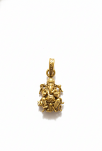 Elegant Gold Plated Lord Ganesha Pendant | Ganpati Bappa Divine Jewellery for Good Luck & Prosperity